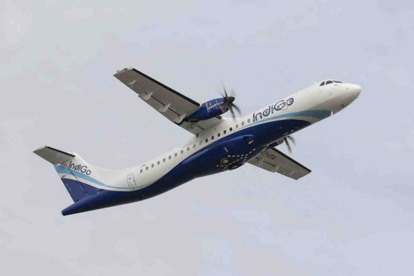 ATR 72-600 aux couleurs de la compagnie aérienne IndiGo.