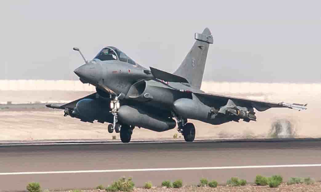 Le Rafale C de Dassault Aviation sera au statique tandis que celui de l'armée de l'Air fera les démos en vol.