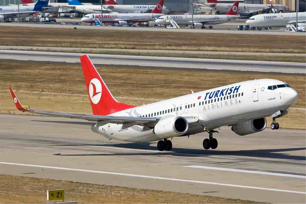 Boeing 737-800 Turkish Airlines