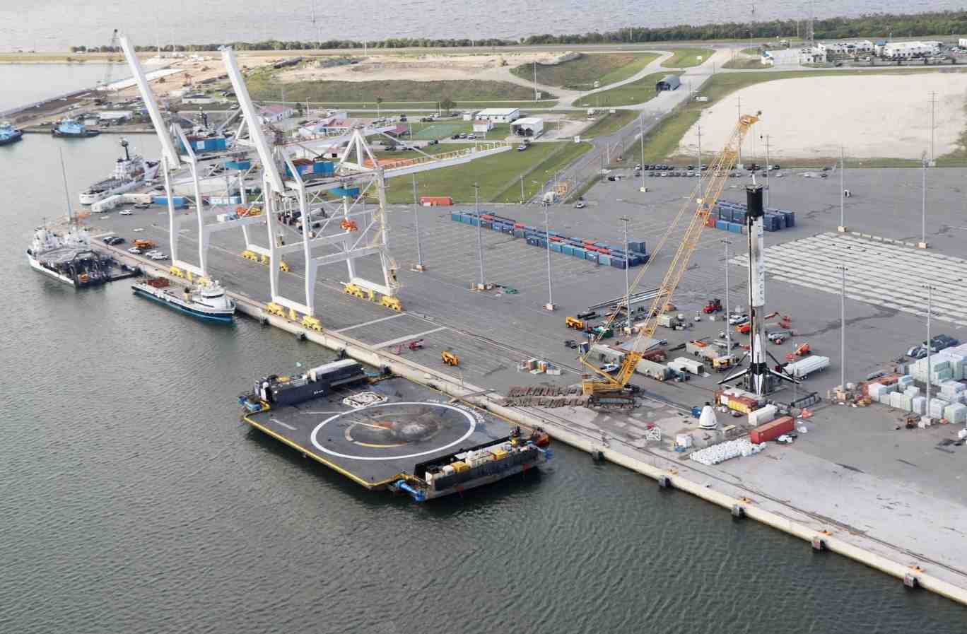 L'arrivée d'étages à Port Canaveral est devenue un spectacle prisé par les passionnés