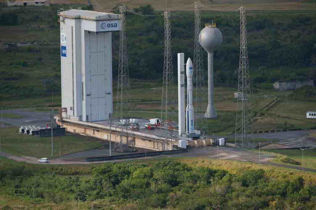 Vega sur son pas de tir en février 2015.