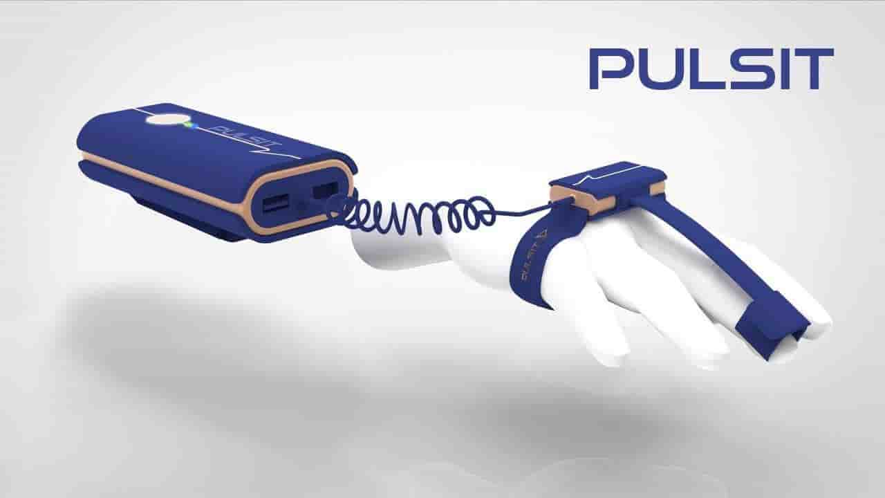WePulsit a créé un gant connecté capable de contrôler un drone.
