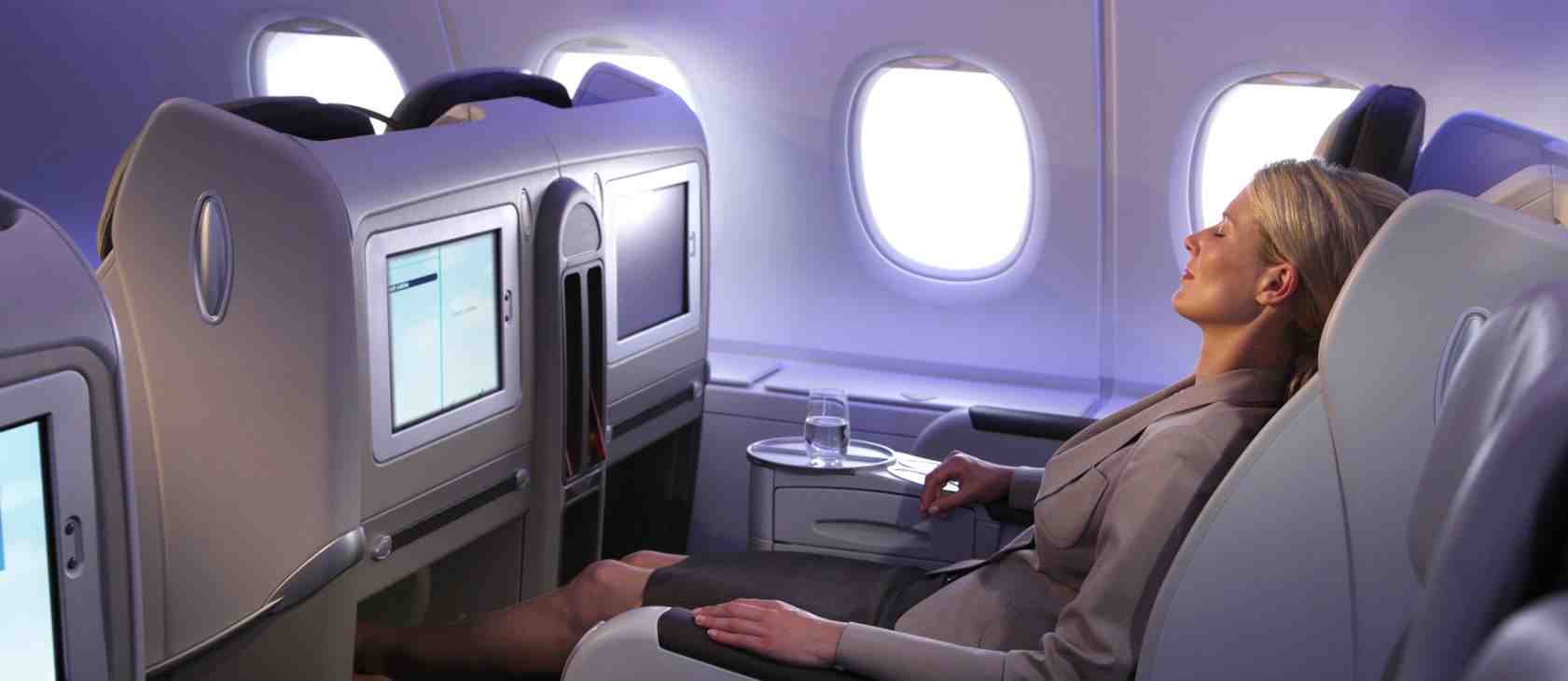 La Business Class de l'A340 teste les casques de réalité virtuelle.