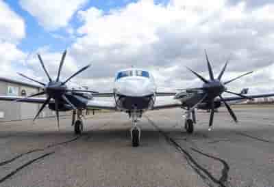 Nine-blade propeller.