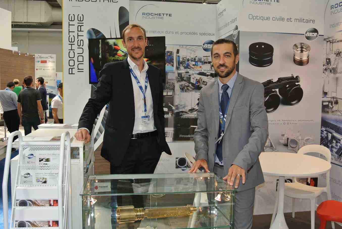 Lég : Louis Vandecastele, directeur commercial, à gauche, et Sébastien Bardina, directeur des achats de Rochette Industrie.