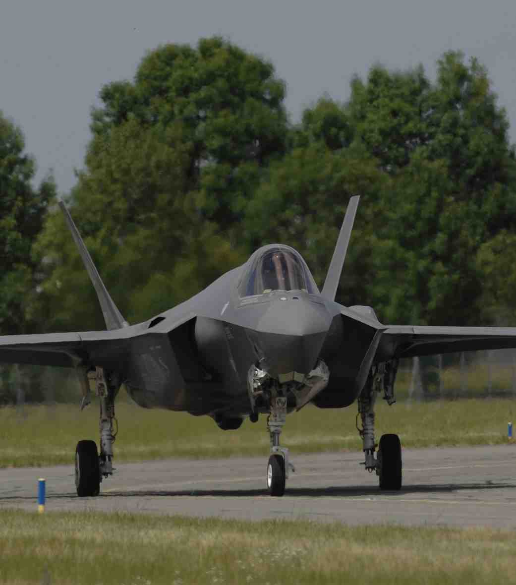L'US Air Force expose deux F-35 à l'occasion du SIAE.