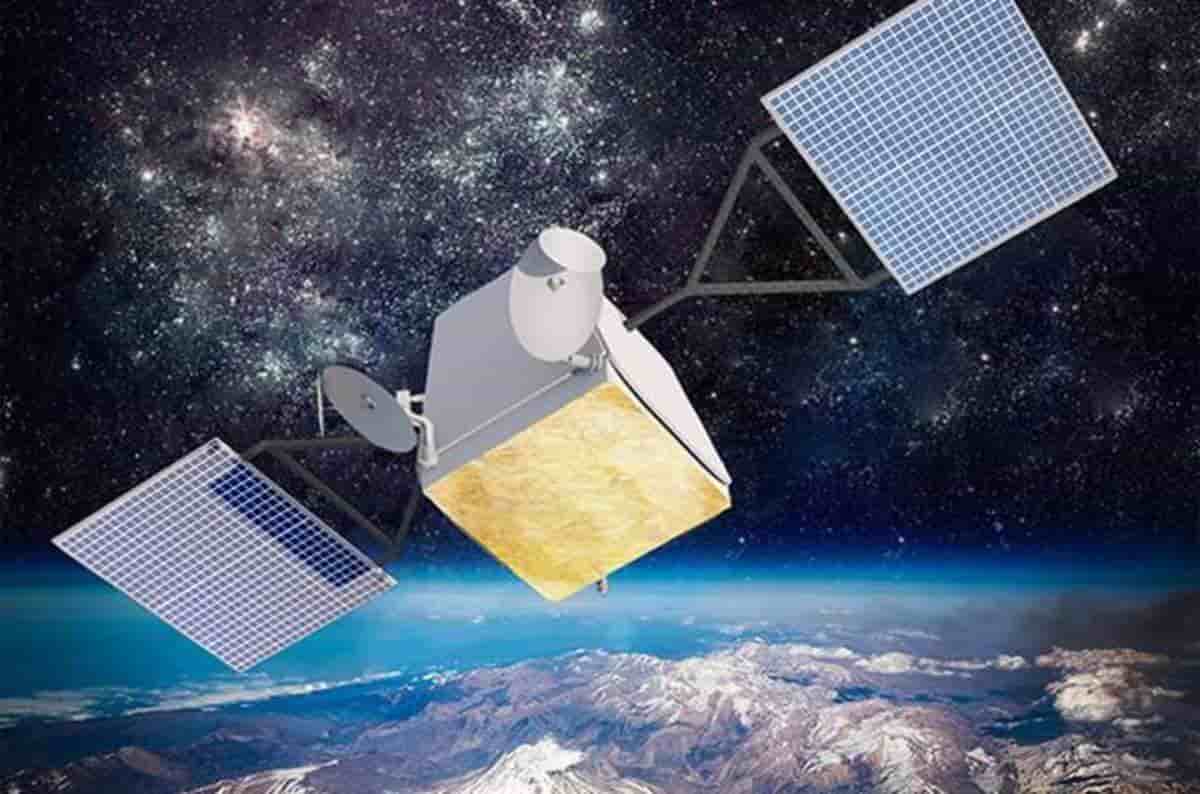 La production des 900 premiers satellites est imminente...