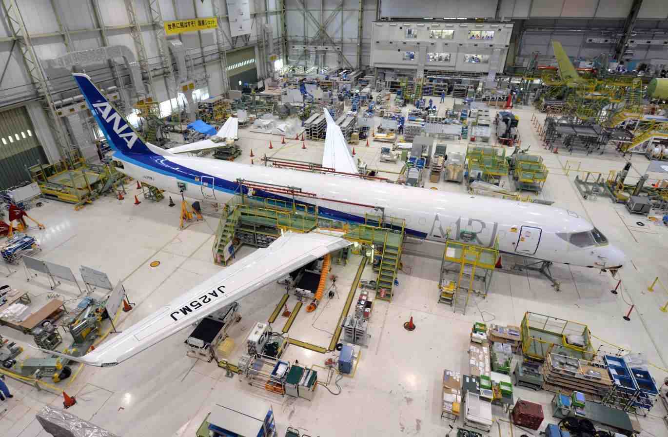 C'est le prototype n°5 du jet régional MRJ qui sera présenté au Salon du Bourget.