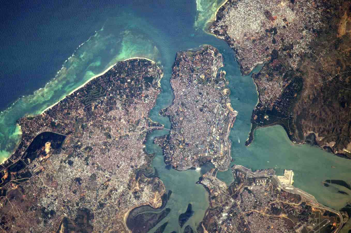 Mombasa au Kenya, vu depuis l’ISS.