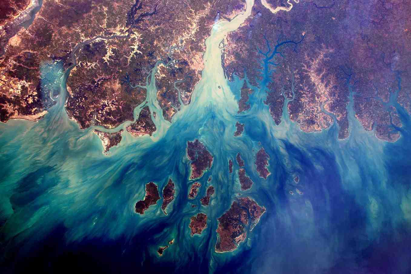 L’Archipel des Bijagos en Guinée-Bissau, vu depuis l’ISS.