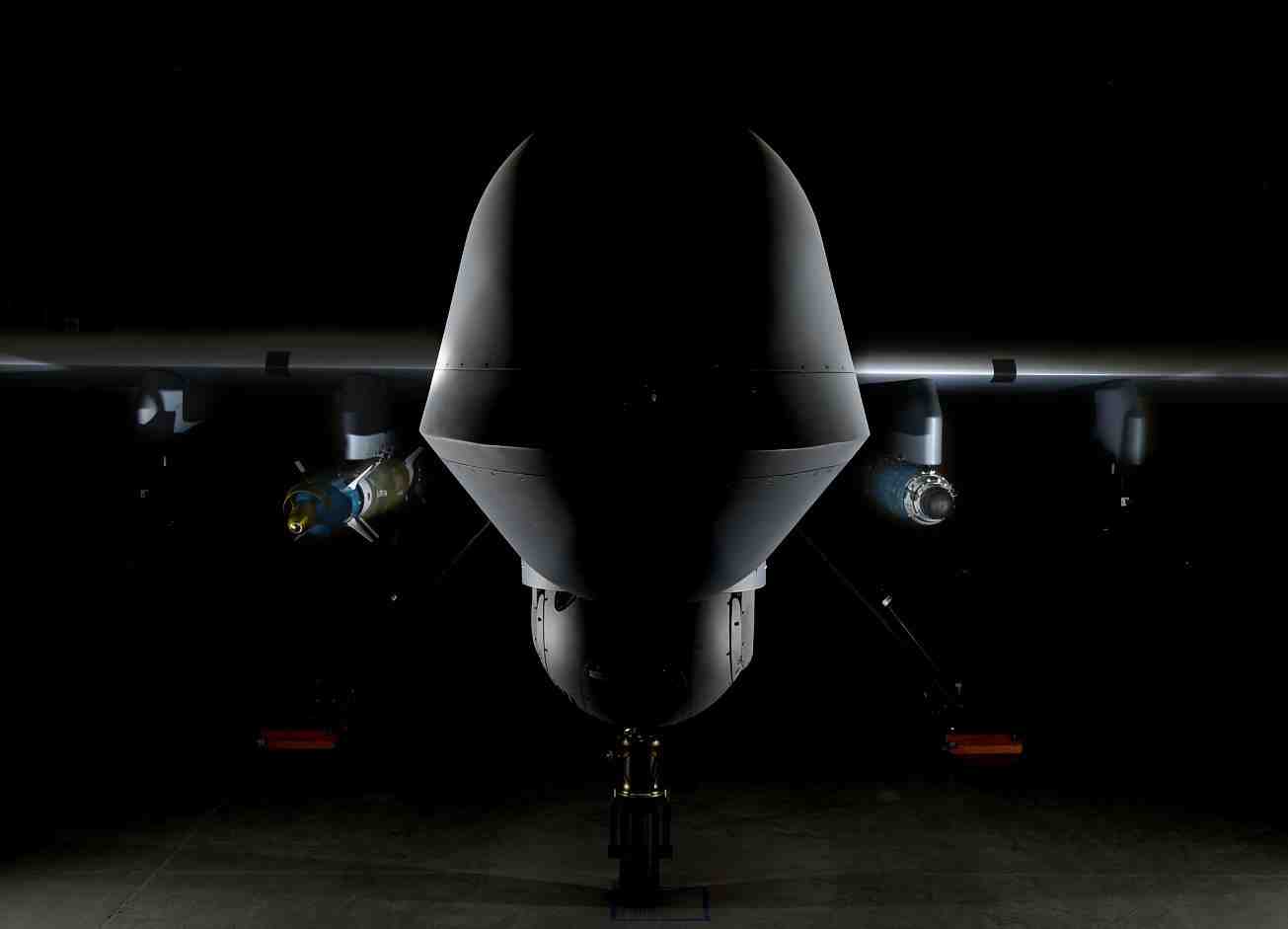 Reaper équipé d'une GBU-12 et d'une GBU-38