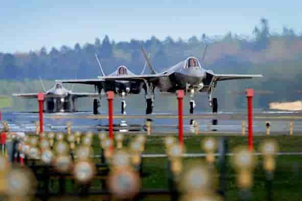 Les F-35 américains qui avaient rejoint la BA de Lakenheath sont arrivés en Estonie.