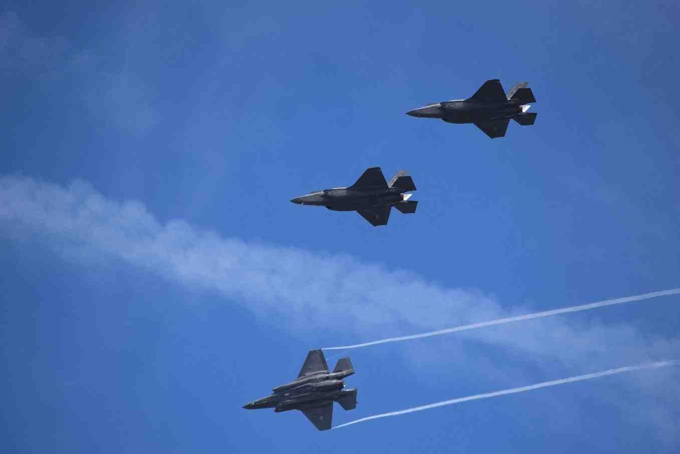 Pour la première fois, le F-35A participe à un exercice avec le Rafale