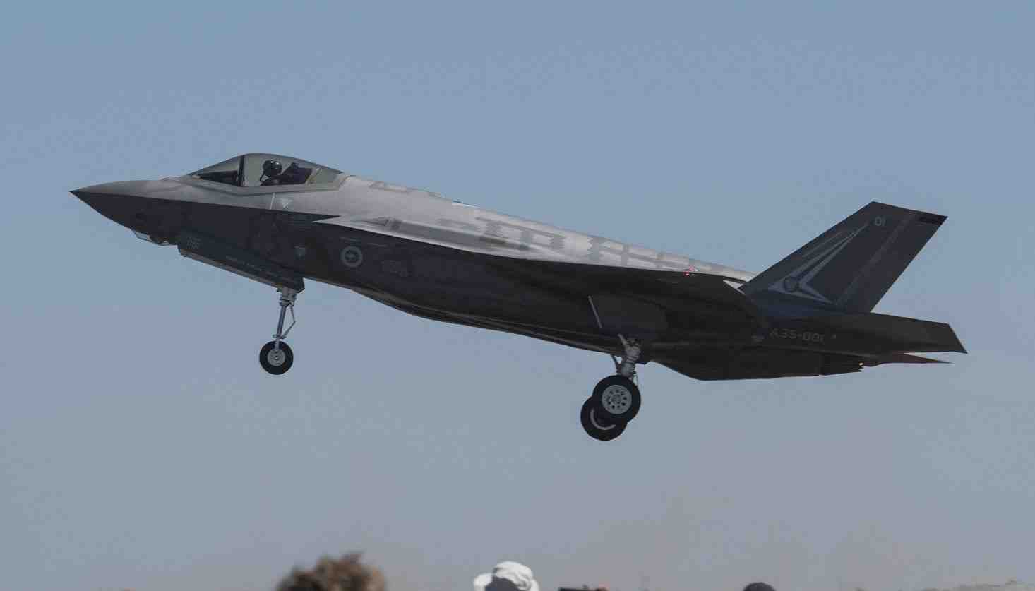 Les F-35 norvégiens seront équipés d'un parachute frein.