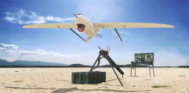 Les forces armées de Lettonie se dotent de drones Penguin C.