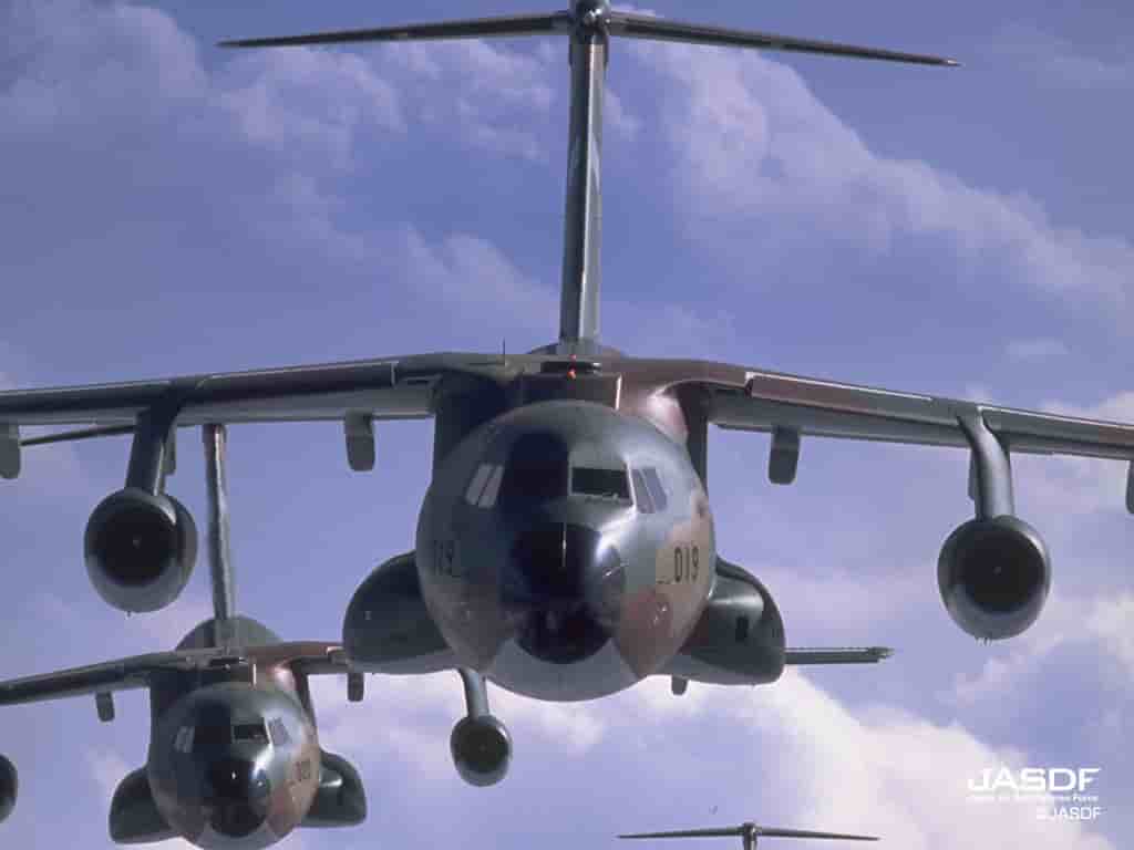 Les Kawasaki C-1 seront progressivement remplacés par leur successeur, le Kawazaki C-2.