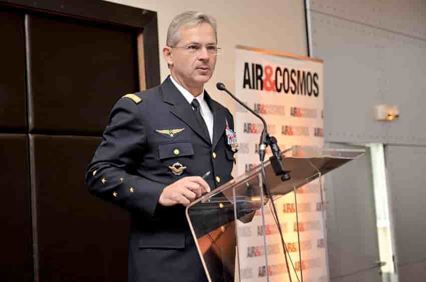 Le général Denis Mercier, commandant suprême allié Transformation de l'OTAN.