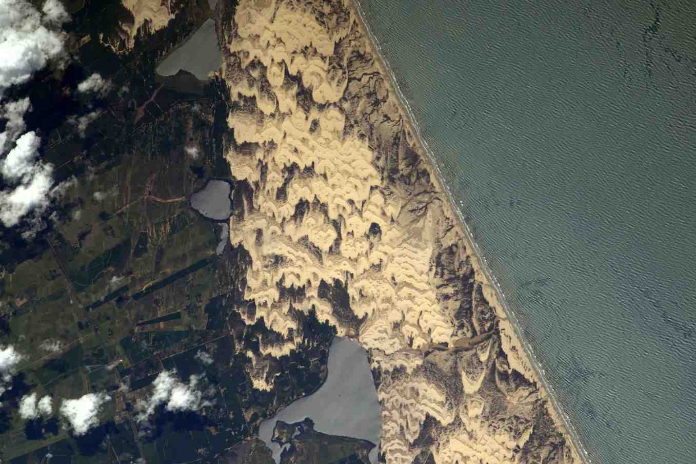 Une plage au Brésil, vue depuis l’ISS.
