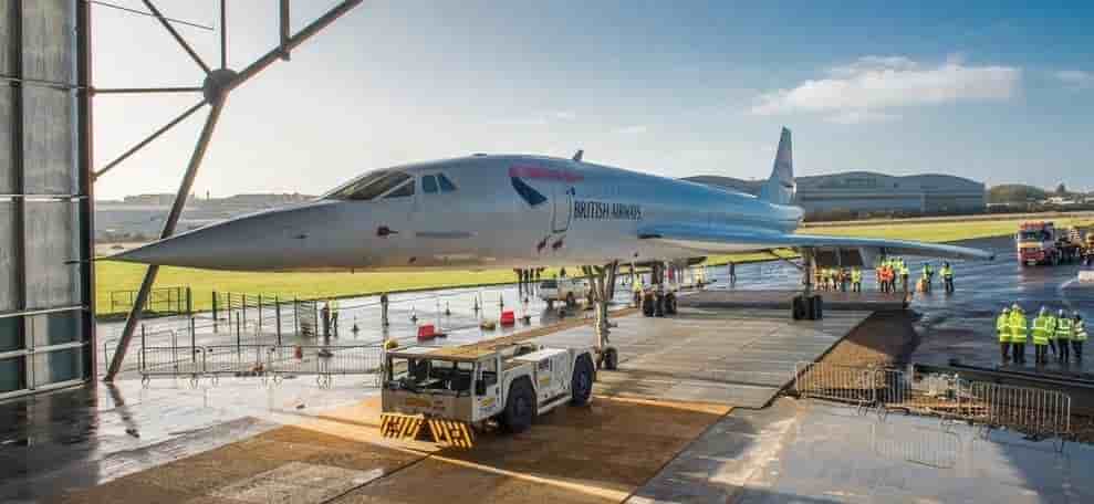 Le Concorde "Alpha Foxtrot" a son arrivée au musée Aerospace Bristol.