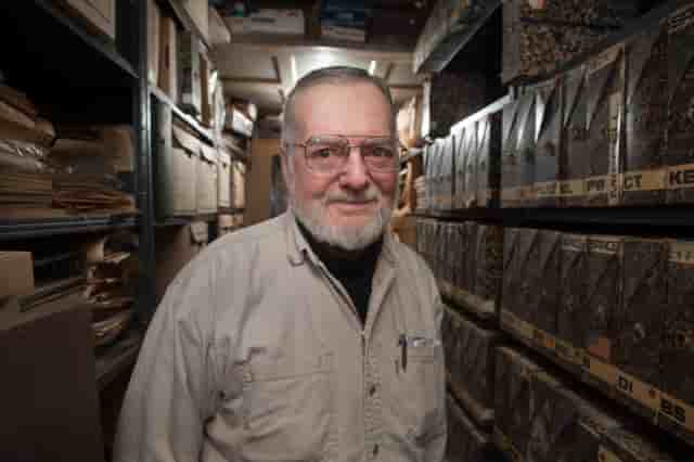 Jacques Tiziou dans sa caverne d'Ali Baba en 2013, à Washington.