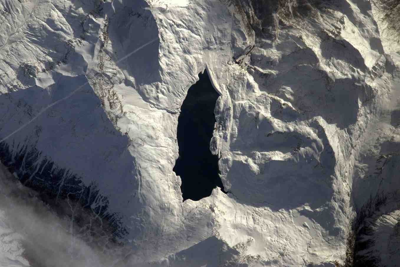Le lac du Mont-Cenis vu depuis l’ISS.