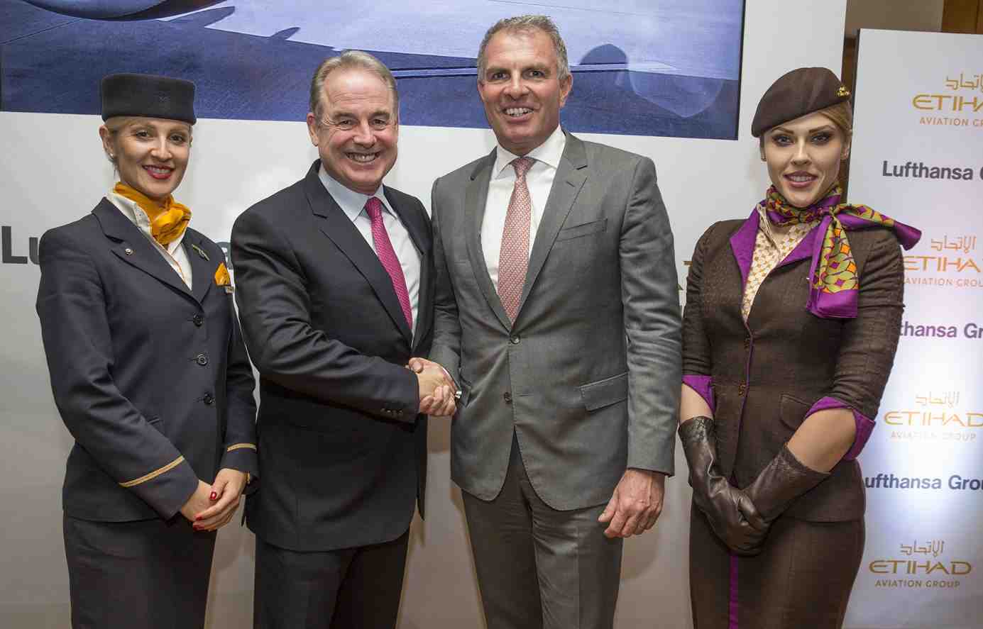 James Hogan, directeur général d'Etihad Group et Carsten Spohr, PDG du groupe Lufthansa