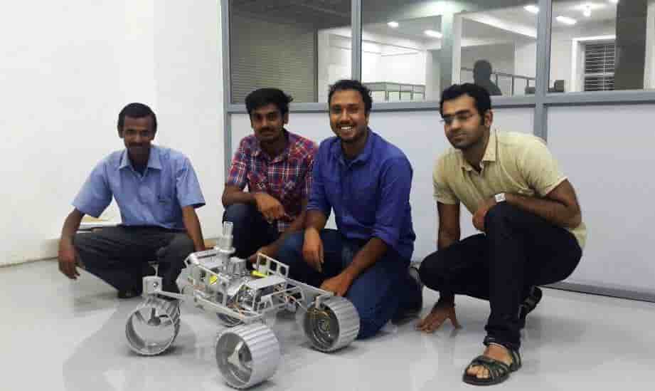 L'équipe TeamIndus participant au Google Lunar X Price.