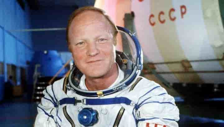 Igor Volk (1937-2016)