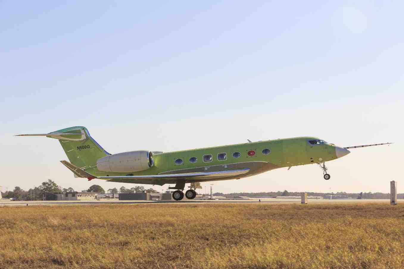 Le PW815GA motorise le Gulfstream G600, lequel a effectué son premier vol le 17 décembre 2016.