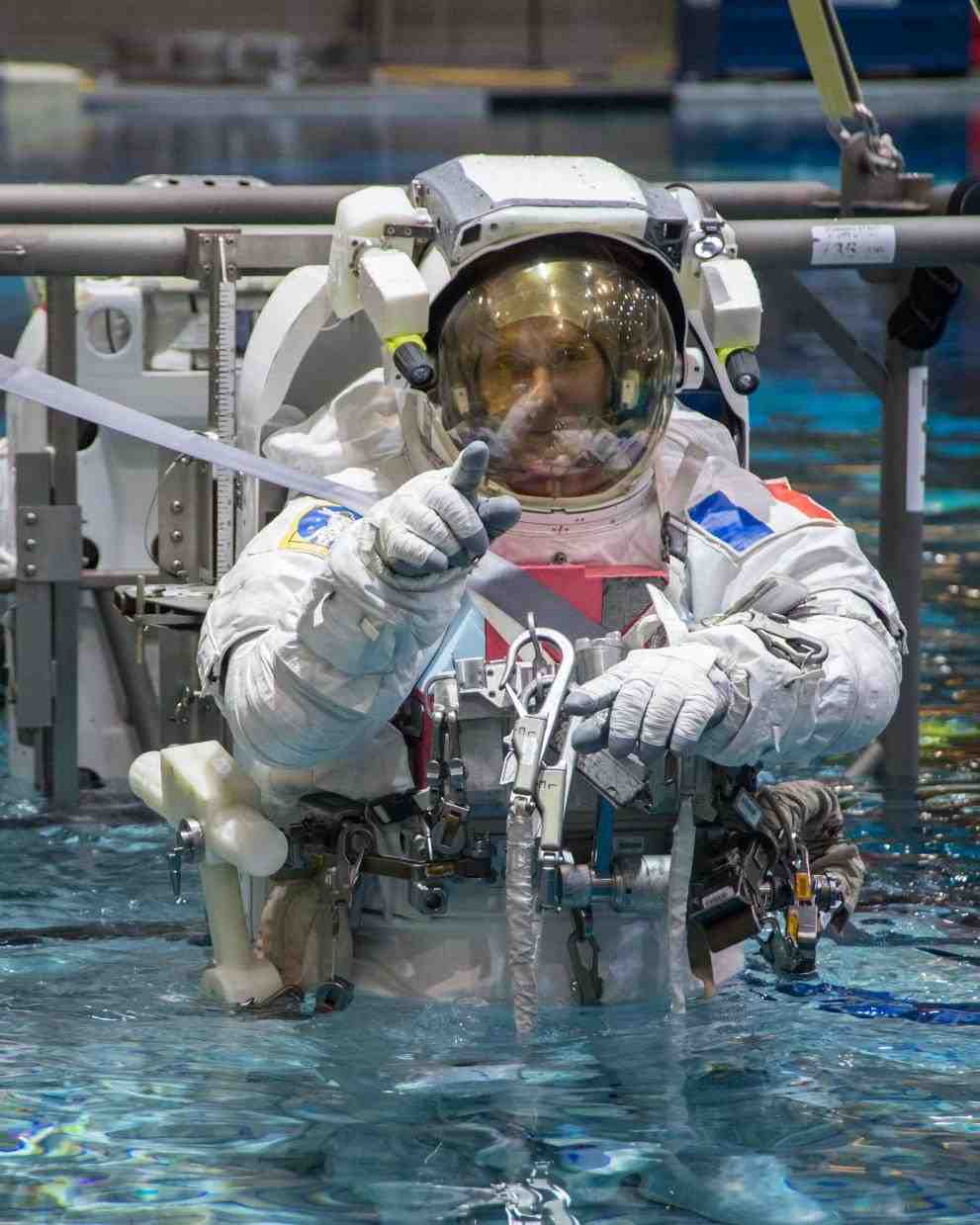 Thomas Pesquet a suivi un long entraînement en piscine à Houston.