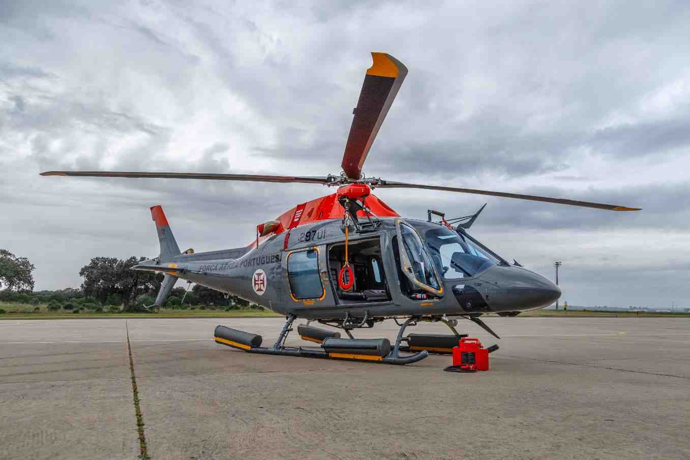 La Force aérienne portugaise a réceptionné ses deux premiers Leonardo AW119 Koala