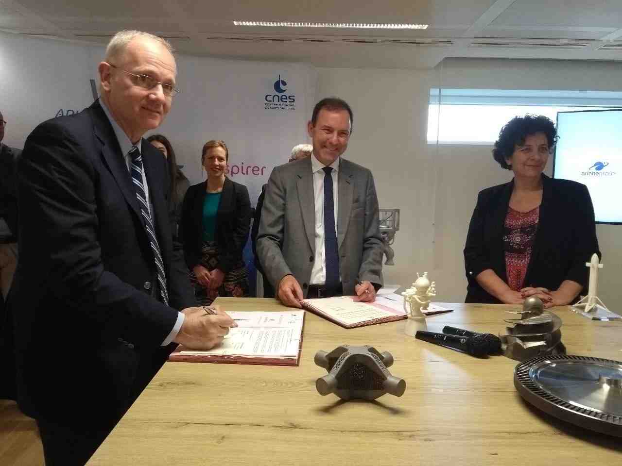 De gauche à droite : Jean-Yves Le Gall, André-Hubert Roussel et Frédérique Vidal.