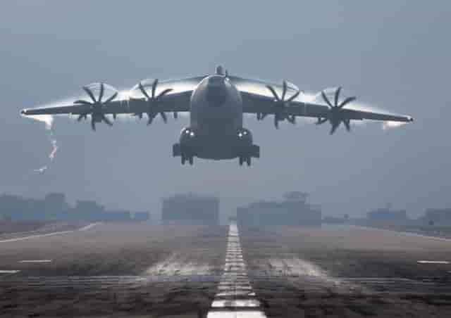Pour le président d'Airbus Group, la première erreur a été de confier la motorisation de l'A400M à un "consortium peu expérimenté (sur ce type de propulsion/ndlr)".