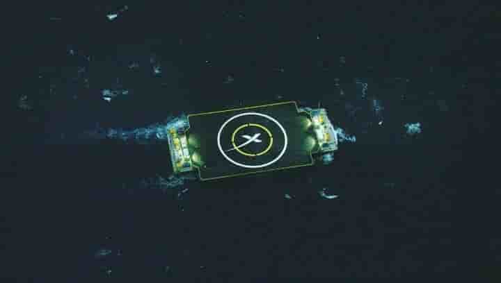 La barge de SpaceX sur laquelle le premier étage du Falcon 9 est attendue ce soir après le lancement de Thaicom 8.