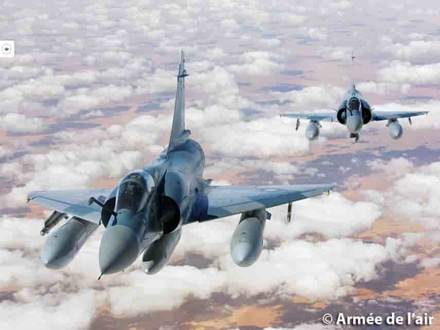 Les Mirage 2000C de l'escadron de chasse 2/5 île-de-France, qui opèrent au Niger, sont désormais dotés de la configuration ouverte. Ils peuvent désormais emporter 4 bombes.