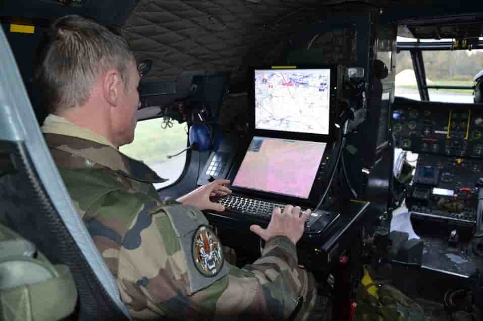 Le HMPC est PC volant embarqué à bord d'un Puma ou d'un Cougar