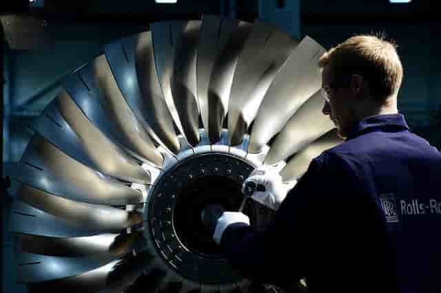 Latécoère produira les harnais destinés aux turboréacteurs Rolls-Royce Pearl 15 destinés à l'aviation d'affaires.