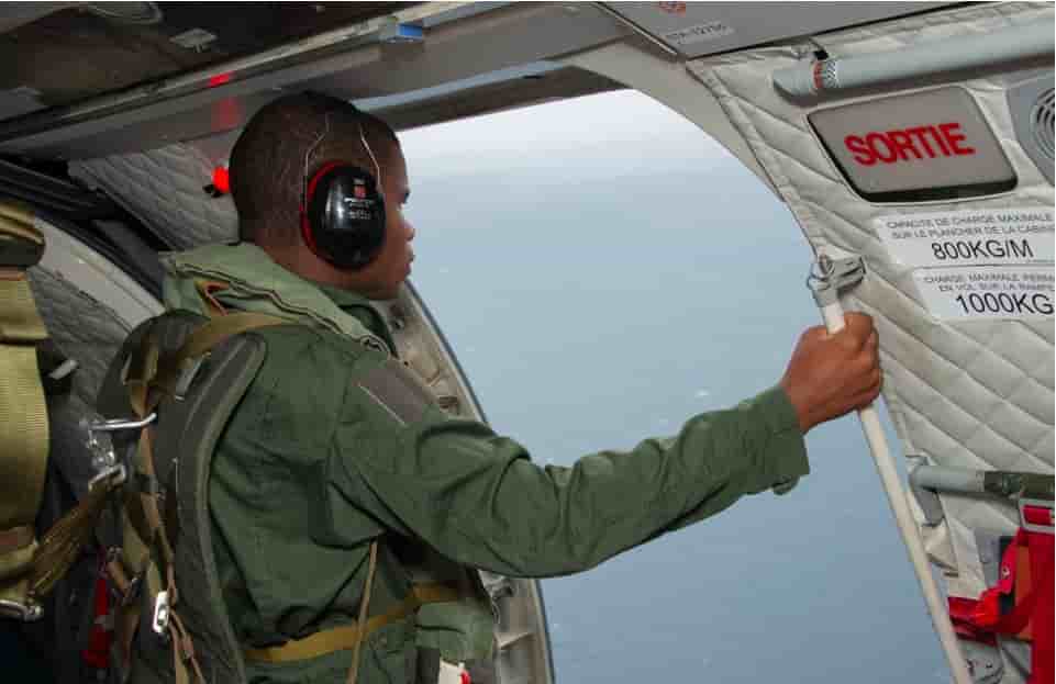 Un Casa à la recherche des débris du vol MH370