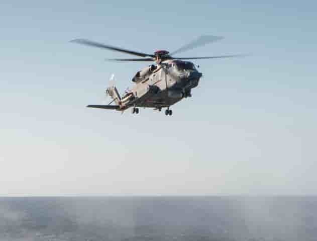 Six mois d'essais ont été réalisés en mer avant que les premiers Cyclone opérationnels ne soient livrés aux forces armées canadiennes.