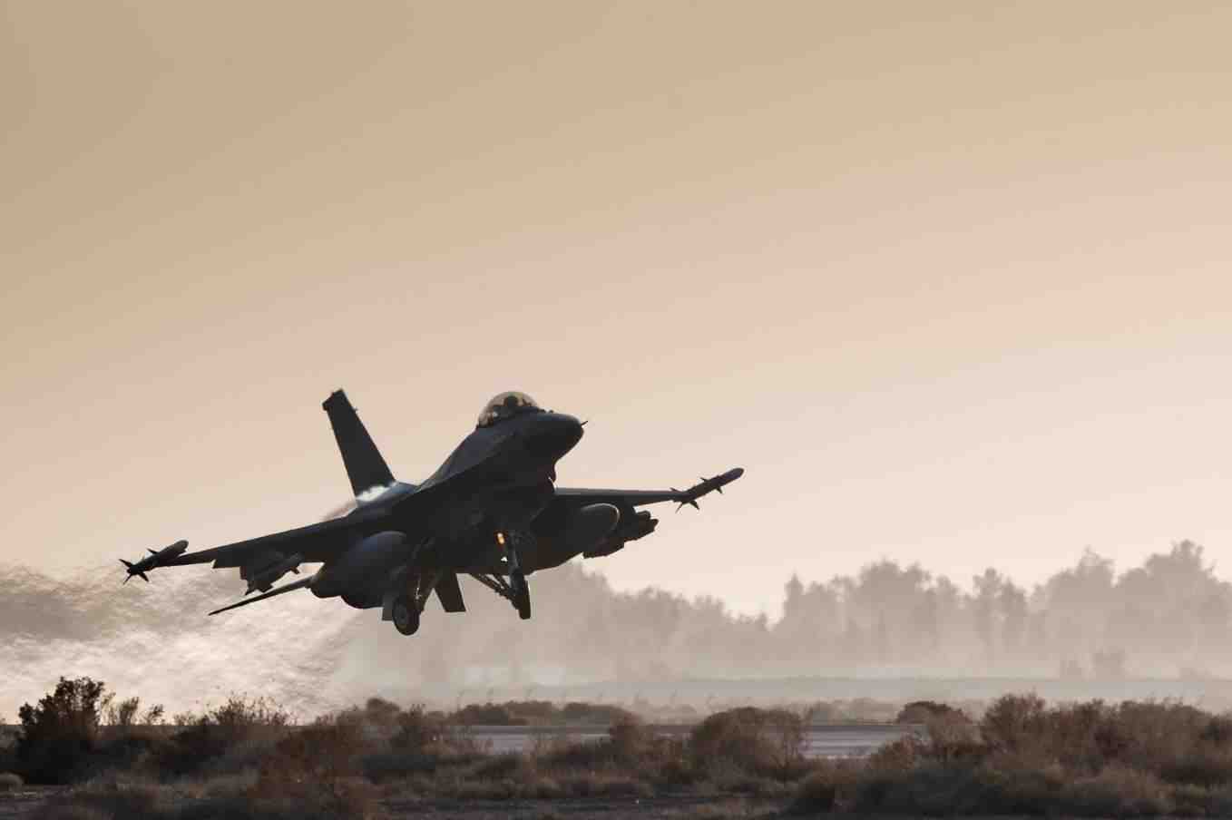 Les F-16 néerlandais ont quitté le Moyen-Orient.