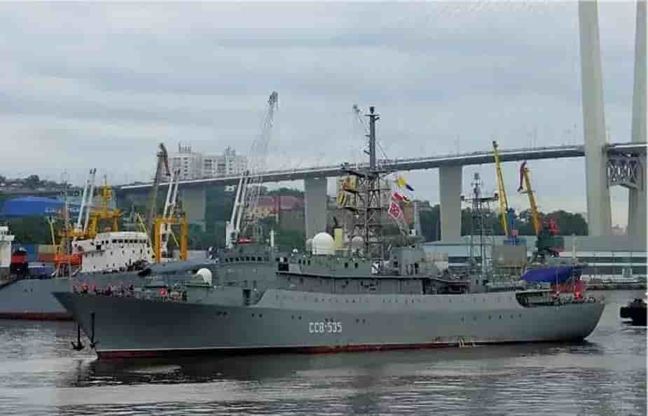 Le Kareliya, sister-ship du Pryazovye (classe Vishnya).