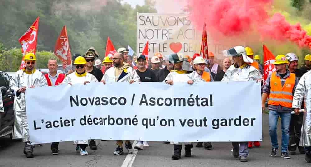 Manifestation de salariés de NovAsco, jeudi 4 septembre à Hagondange (Moselle).