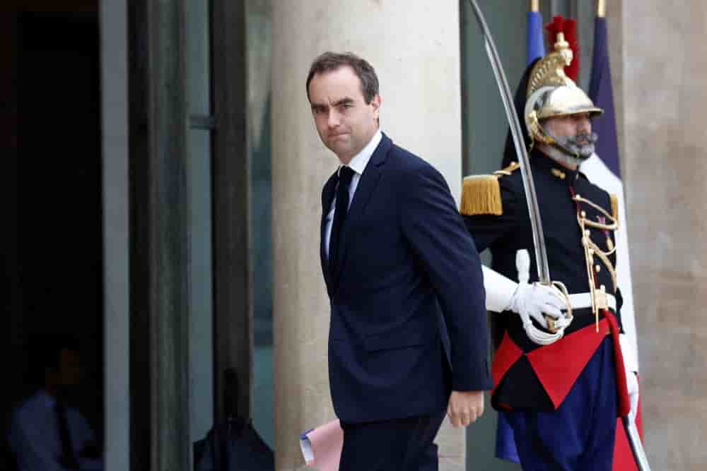 Le budget promulgué le 19 février est assez éloigné de la copie présentée le 14 octobre par Sébastien Lecornu.