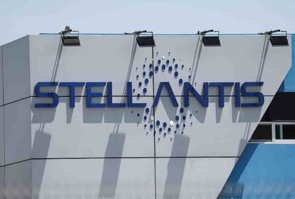 Stellantis voit ses immatriculations plonger sur les huit premiers mois en Europe.