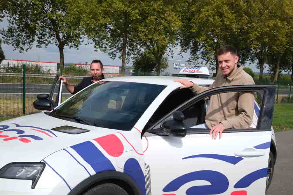 Les moniteurs d'auto-écoles et les inspecteurs du permis de conduire sont appelés à manifester conjointement ce lundi 29 septembre.