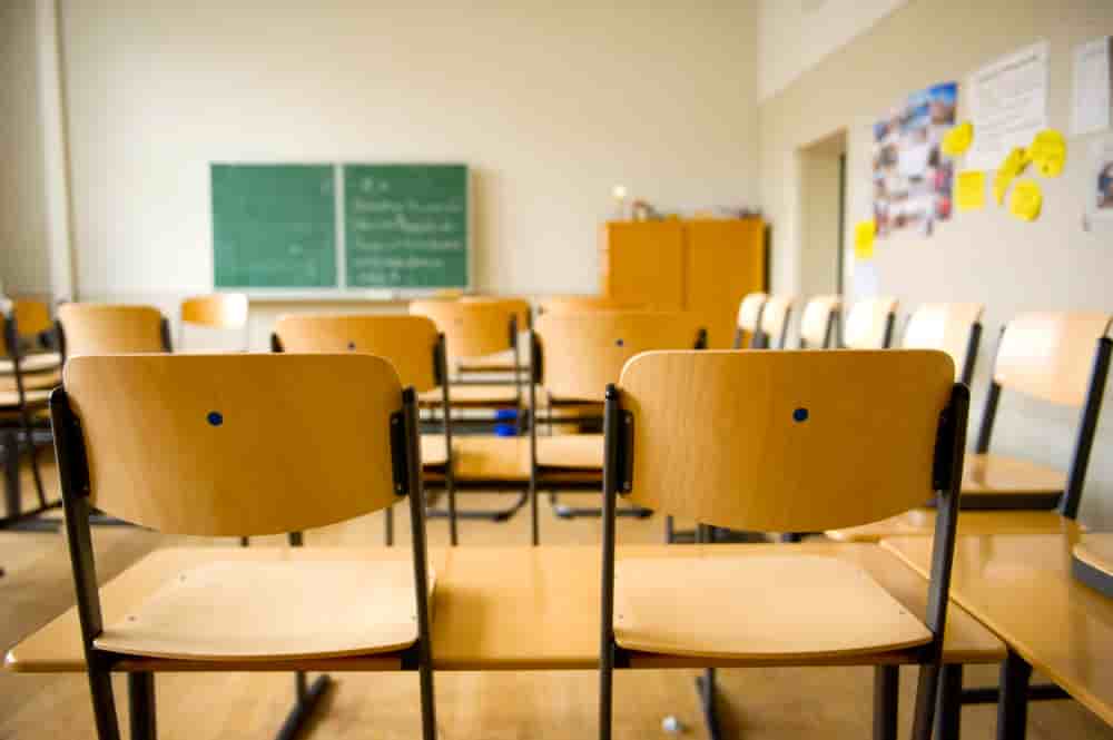 À moins de six mois des élections municipales, la rénovation des écoles est l'une des priorités de beaucoup d'exécutifs locaux.