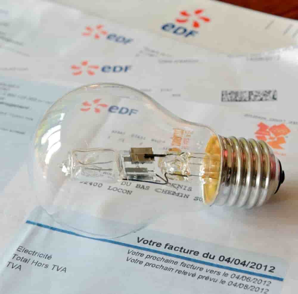 Le cadre de régulation proposé par l’exécutif consiste à laisser EDF définir largement ses prix de vente en fonction de ceux du marché, avec une ponction des profits par l’État au-delà d’un certain montant.