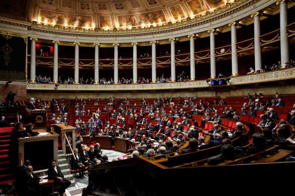 Les textes budgétaires arrivent au Parlement ce mardi 14 octobre.