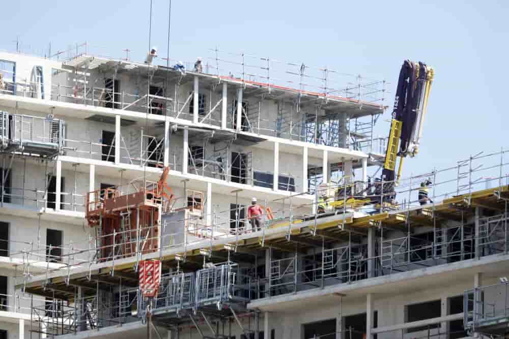 ©PHOTOPQR/NICE MATIN/Dylan Meiffret ; Nice ; 15/07/2024 ; Illustrations travail sur les chantiers par de grosses chaleurs. Projet Nice Meridia - chantier Joia (MaxPPP TagID: maxnewsspecial892456.jpg) [Photo via MaxPPP] - Chaleur sur les chantiers -...