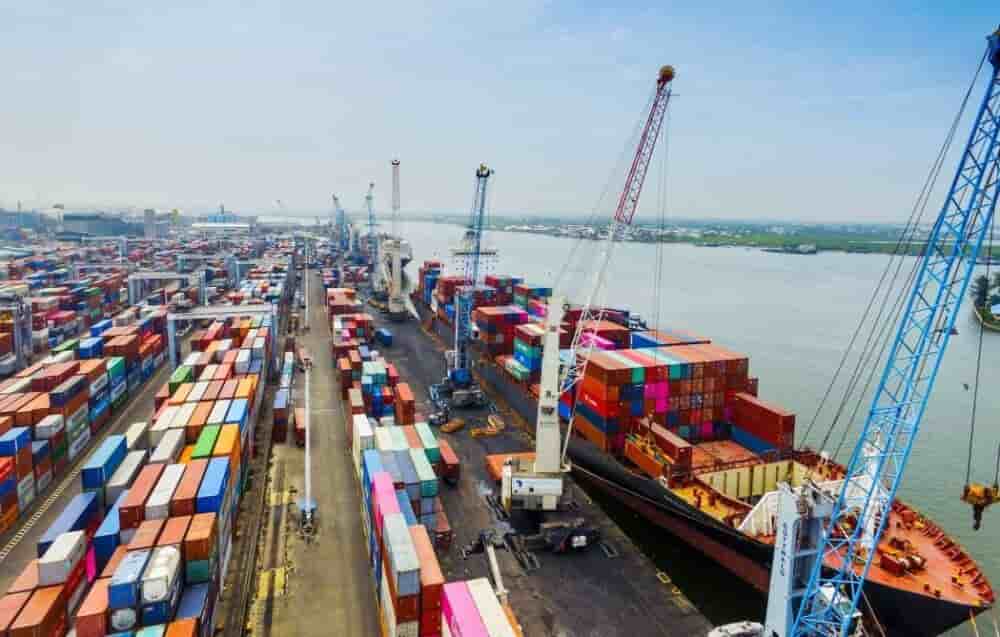 L'UE demeure le principal partenaire commercial multilatéral du Nigeria, mais la relation reste largement dominée par les hydrocarbures